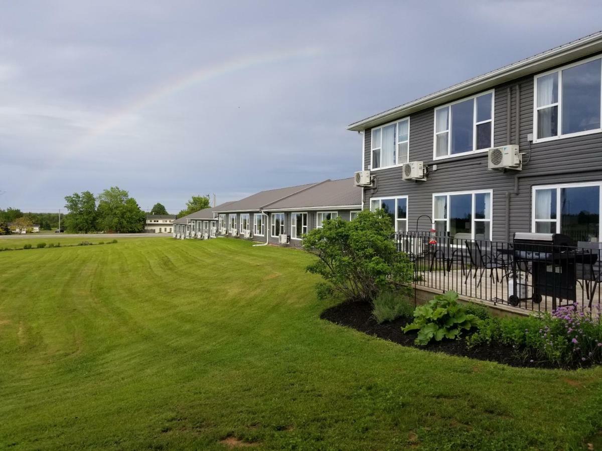 Brackley Beach Northwinds Hotel ภายนอก รูปภาพ